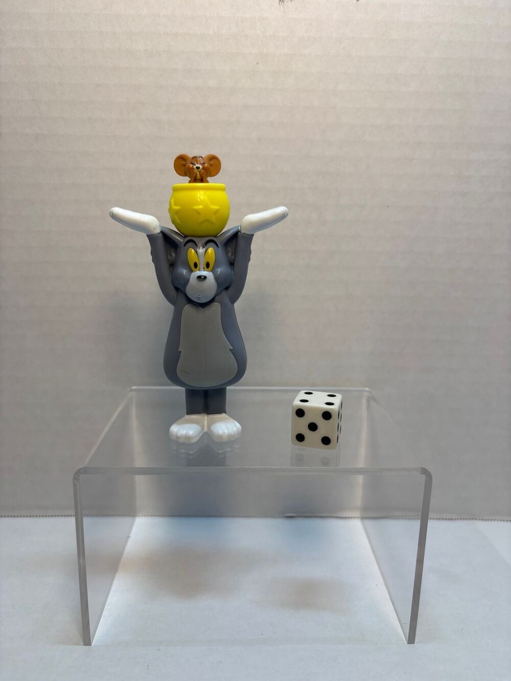 Tom & Jerry Burger King "Tom Seeing Stars Spinning Figure